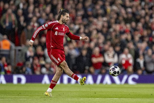 Liverpool v Paris Saint-Germain - UEFA Champions League 2025 26 LIVERPOOL, ENGLAND- APRIL 14: Dominik Szoboszlai of Liverpool passes the ball during a UEFA Champions League 2025 26 match between Liverpool and Paris Saint-Germain in Liverpool on April 14, 2026 (Photo by Will Palmer Sports Press Photo) LiverpoolUnited Kingdom  Copyright: xWillxPalmer SportsxPressxPhotox