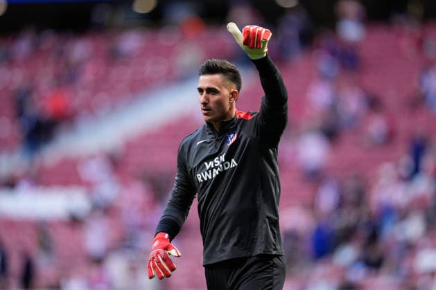 April 14, 2026, Madrid, Madrid, Spain: Juan Musso of Atletico de Madrid greets the supporters during the UEFA Champions League 2025 26 Quarter-Final Second Leg match between Atletico de Madrid and FC Barcelona, Barca at Riyadh Air Metropolitano on April 14, 2026, in Madrid, Spain. Atletico De Madrid V FC Barcelona - UEFA Champions League 2025 26 Quarter-Final Second Leg  - ZUMAa181 20260414_zaa_a181_208 Copyright: xDennisxAgyemanx