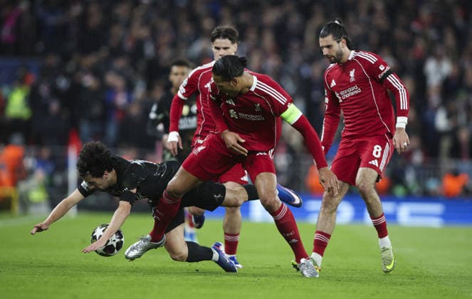 Liverpool v PSG, UEFA Champions League, Quater Final, 2nd Leg 14.04.26 Liverpool v PSG, UEFA Champions League, Quater Final, 2nd Leg Bradley Ormesher The Times Virgil van Dijk of Liverpool and Marquinhos of PSG  Copyright: xBradleyxOrmesherx NINTCHDBPICT001073545148