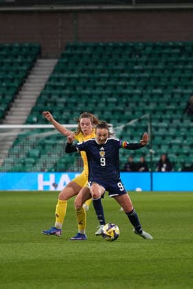 RECORD DATE NOT STATED 14th April 2026; Easter Road, Edinburgh, Scotland; Womens World Cup Qualifier Football, Scotland versus Belgium; Caroline Weir of Scotland wins possession in the middle of the pitch AlecxBrown