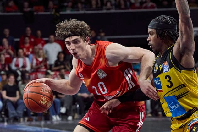 German Basketball Bundesliga BBL , FC Bayern Munich Basketball vs MHP RIESEN Ludwigsburg, Munich FC Bayern Basketball, Ludwigsburg MHP RIESEN, 2026 04 14 in Munich SAP Garden JESSUP Justinian FC Bayern Munich Basketball Shooting Guard SG Nr10 FCBB10 , SMITH Stefan MHP RIESEN Ludwigsburg Point Guard PG Nr3 LUD3 sportworld Munich SAP Garden Bayern Germany