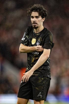 Liverpool v Paris Saint-Germain - UEFA Champions League 2025 26 LIVERPOOL, ENGLAND- APRIL 14: Vitinha of Paris Saint-Germain looks on during a UEFA Champions League 2025 26 match between Liverpool and Paris Saint-Germain in Liverpool on April 14, 2026 (Photo by Will Palmer Sports Press Photo) LiverpoolUnited Kingdom  Copyright: xWillxPalmer SportsxPressxPhotox