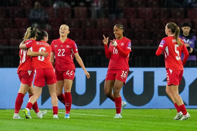 CALCIO - FIFA Mondiali - Women s Qualifiers - Switzerland vs Turkey Swiss players celebrate their third goal during Women s Qualifiers - Switzerland vs Turkey , FIFA World Cup, WM, Weltmeisterschaft, Fussball match in Zurich, Switzerland, April 14 2026 Zurich Switzerland  Copyright: xIPAxSport ABACAx