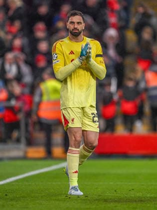 Liverpool v Paris Saint-Germain UEFA Champions League Giorgi Mamardashvili of Liverpool during the UEFA Champions League Quarter-final Second Leg match at Anfield, Liverpool 14 04 2026 UK Newspapers OUT Copyright: xKarlxVallantinex FIL-23285-0021