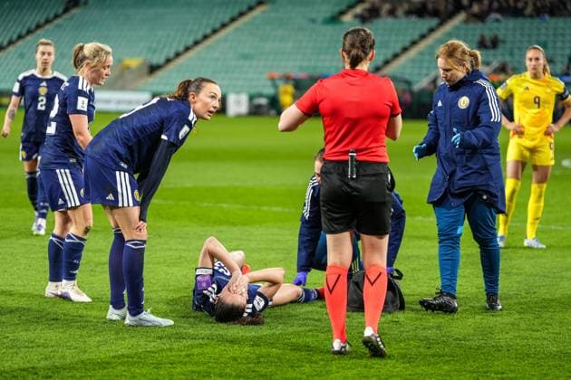 Emma Lawton of Scotland Women injury. Scotland Women v Belgium Women, FIFA 2027 Women s World Cup Qualifying, Football, Easter Road, Edinburgh, UK - 14 Apr 2026Edinburgh Easter Road United Kingdom EDITORIAL USE ONLY No use with unauthorised audio, video, data, fixture lists, club league logos or live services. Online in-match use limited to 120 images, no video emulation. No use in betting, games or single club league player publications. Copyright: xStuartxWallace Shutterstockx 16828526ar