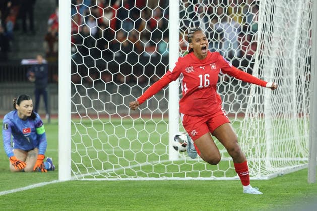 Women Switzerland Turkey Goal celebration Aurelie Csillag Switzerland 14 04 2026 Stadium Letzigrund Zuerich, SWITZERLAND, Season 2025 2026 Women National Soccer Team World Cup Qualification Switzerland Turkey Goal celebration Aurelie Csillag Switzerland scoring 1 0