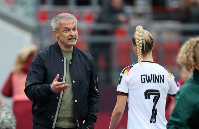 Giulia Gwinn Verletzung , , WM Frauen Qualifikation , Deutschland-Österreich , Fußball , Frauen , in den Max Morlock Stadion, in Nürnberg , Bayern , Deutschland. April 14 , 2026 . Photo by: Davide Elias IPA Photo Pressefoto DENL Copyright: xDavidexEliasx