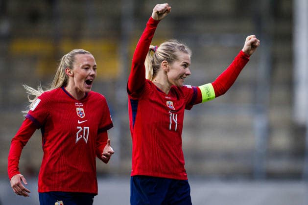 260414 Ada Hegerberg of Norway celebrates after scoring 5 0 during the FIFA Women s World Cup Qualifier football match between Norway and Slovenia on April 14, 2026 in Lillestrom Photo Marius Simensen BILDBYRAN COP 238 VG0919 bbeng dam fifa world cup qualifiers football fotball jubel landskamp norge norway slovenia slovenien soccer vm kvalik vm kvalifisering kvinner  Copyright: MARIUSxSIMENSEN BB260414BB985