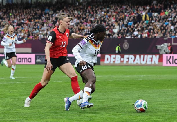 14 04 2026 Soccer womens soccer international World Cup qualifier qualifying match qualifying match for the 2027 World Cup Germany gg Austria Sportfoto Zink DaMa xdaxmax Virginia Kirchberger 13, Austria Nicole Anyomi 18, Germany