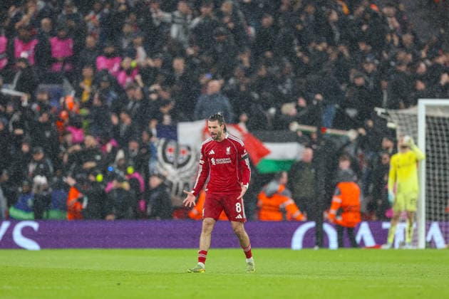 Football - UEFA Champions League - Quarter-Final - 2nd Leg - Liverpool FC v Paris Saint-Germain FC LIVERPOOL, ENGLAND - Tuesday, April 14, 2026: Liverpool s Dominik Szoboszlai reacts to conceding the first goal of the night during the UEFA Champions League Quarter-Final 2nd Leg match between Liverpool FC and Paris Saint-Germain FC at Anfield. (Photo by David Rawcliffe Propaganda) LIVERPOOL Anfield MERSEYSIDE ENGLAND  Copyright: xDavidxRawcliffex P2026-04-14-Liverpool_PSG-97