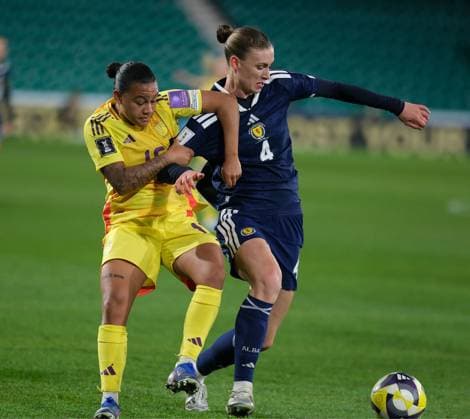 UK: Scotland v Belgium, FIFA Women s World Cup qualifier at Easter Road Stadium, Edinburgh, Scotland on 14 April 2026: Pictured: Mariam Toloba (Belgium) and Jenna Clark (Scotland) fight for the ball Edinburgh Easter Road Stadium Scotland Copyright: xAlexxToddx