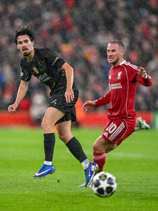 Liverpool v Paris Saint-Germain UEFA Champions League Warren Zaire-Emery of Paris Saint-Germain during the UEFA Champions League Quarter-final Second Leg match at Anfield, Liverpool 14 04 2026 UK Newspapers OUT Copyright: xKarlxVallantinex FIL-23285-0080