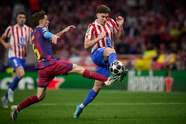 Atletico de Madrid v FC Barcelona, Barca - UEFA Champions League 2025 2026 - Quarter-final, 2nd leg Atletico de Madrid s Julian Alvarez (r) and FC Barcelona™s Gavi during Champions League 2025 2026, quarter-final, 2nd leg, April 14 ,2026. (ALTERPHOTOS Ropero) MadridSpain  Copyright: xRoperox