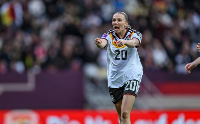 GER, Nuremberg, Germany vs. Austria, international match, football, FIFA, 2026 2027 season, World Cup qualification, Max Morlock Stadium, 3 matchday in picture Elisa Senß Germany Women 20 , goal, jubilation and joy, emotions DFB DFL REGULATIONS PROHIBIT ANY USE OF PHOTOGRAPHS AS IMAGE SEQUENCES AND OR QUASI VIDEO, 14 04 2026 Copyright: HMBxMedia HendrikxHamelau