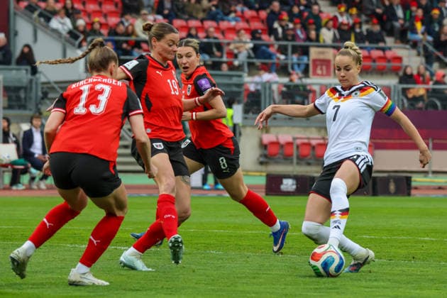Nuremberg, Germany 14 April 2026 World Cup qualifier Germany vs Austria Pictured from left Virginia Kirchberger Austria , Verena Hanshaw Austria , Barbara Dunst Austria and Giulia Gwinn Germany Copyright: HMBxMedia MadeleinexFantini