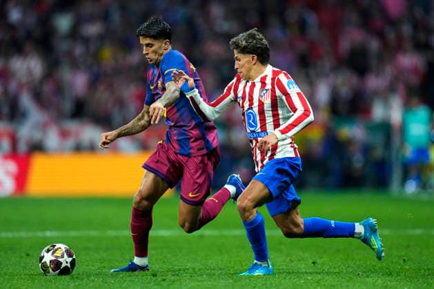 ESP: Atletico de Madrid - FC Barcelona, Barca UEFA Champions League. Quarter-Finals, second leg. Giuliano Simeone of Atletico de Madrid and Joao Cancelo of FC Barcelona during the UEFA Champions League match, Quarter-Finals, second leg, between Atletico de Madrid and FC Barcelona played at Riyadh Metropolitano Stadium on April 14, 2026 in Madrid. kpng Copyright: xCesarxCebollax xPRESSINPHOTOx PS_260416_BAR_ATM_2526_075