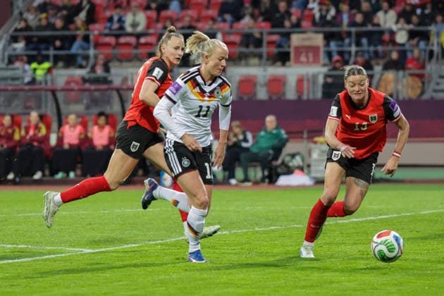 14 04 2026, xgrfx, Soccer World Cup Qualification Women , Germany Austria v l Virginia Kirchberger Austria , Lea Schüller German Womens National Team , Verena Hanshaw Austria DFL DFB REGULATIONS PROHIBIT ANY USE OF PHOTOGRAPHS as IMAGE SEQUENCES and or QUASI VIDEO Nuremberg