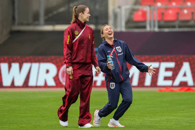Nuremberg, Germany 14 April 2026 World Cup qualifier Germany vs. Austria Pictured from left goalkeeper Stina Johannes Germany and Barbara Dunst Austria Copyright: HMBxMedia MadeleinexFantini