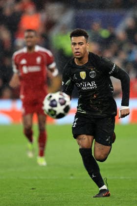 RECORD DATE NOT STATED 14th April 2026; Anfield, Liverpool, Merseyside, England; UEFA Champions League Football, Liverpool versus Paris Saint Germain; Desire Doue of Paris Saint Germain chases the ball DavidxBlunsden