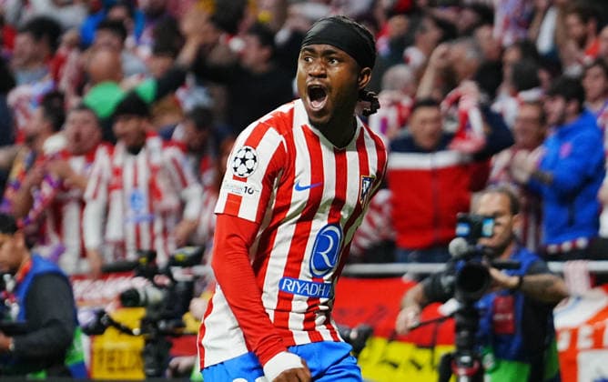 FOOTBALL - 1 4 FINALE CHAMPION LEAGUE - ATLETICO MADRID - FC BARCELONE - 14 04 2026 CÃ lebration Goal 22 Ademola Lookman of Atletico Madrid During the UEFA Champions League quarter-final retour football match between Atletico Madrid and FC Barcelone, on April 14, 2026 at the Riyadh Air Metropolitano in Spain - Photo: Laurent Lairys madridSpain  Copyright: xLaurentxLairysx