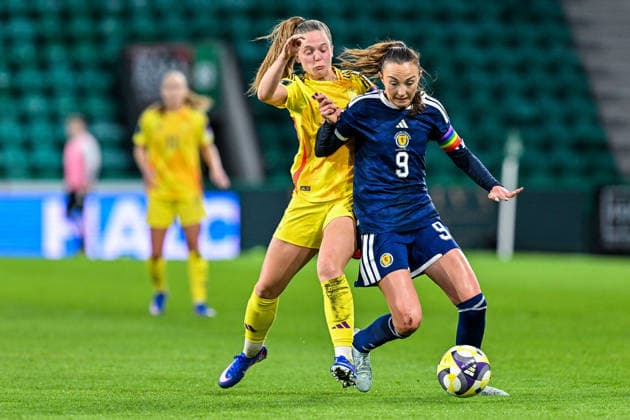 SOCCER WOMEN UEFA QUALIFIERS B4 MD3 SCOTLAND VS BELGIUM Valesca Ampoorter (8) of Belgium and Caroline Weir (9) of Scotland pictured during a women football game between the national teams of Scotland and Belgium , called the Red Flames , on the third match day in League B Group B4 in the league stage of the 2026-27 UEFA Women s European Qualifiers competition , on Tuesday 14 April 2026 in Edinburgh , Scotland . PHOTO SPORTPIX Stijn Audooren Edinburgh Easter Road Stadium Scotland  Copyright: xSportpix.bex xStijnxAudoorenxStijnxAudoorenx