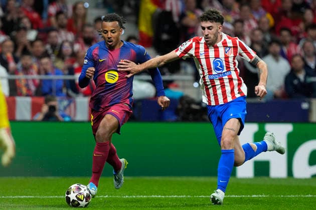 ATLETICO DE MADRID v FC Barcelona, Barca CHAMPIONS LEAGUE 2025 2026. QUARTER-FINALS 2ND LEG MATCH. Atletico de Madrid s Matteo Ruggeri (r) and FC Barcelona s Jules Kounde during Champions League 2025 2026, Quarter-finals 2nd leg match. April 14 ,2026. (ALTERPHOTOS Acero) MadridSpain  Copyright: xAcerox