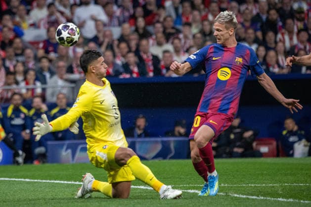 April 14, 2026, Madrid, Spain: Dani Olmo (R) of FC Barcelona, Barca seen in action during the UEFA Champions League quarter-final second leg match between AtlÃ tico de Madrid and FC Barcelona played at the Riyadh Air Metropolitano Stadium. Final score: AtlÃ tico de Madrid 1 - 2 FC Barcelona. Madrid Spain - ZUMAs197 20260414_aaa_s197_129 Copyright: xDavidxCanalesx