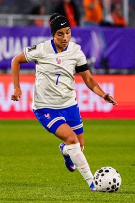Sakina Karchaoui of France dribbles Netherlands v France, FIFA Women s World Cup 2027 Qualifier, Netherlands v France, Rat Verlegh Stadion, April 14, 2026, Breda, Netherlands.