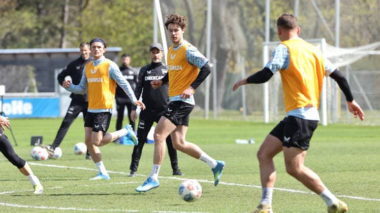 Fabian Reese, Linus Gechter on the ball Sport Football Soccer Season 2025 2026 2 Bundesliga Men DFL 15 04 2026 Training Hertha BSC Berlin DFL regulations prohibit any use of photographs as image sequences and or quasi video
