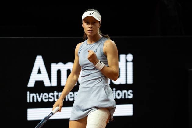 Zeynep Sonmez TUR in picture, cheering, emotion, joy, gesture, GER, Zeynep Sonmez vs Jasmine Paolini, Tennis, ATP Tournament, WTA 500, Porsche Tennis Grand Prix, 15 04 2026, GER, Zeynep Sonmez vs Jasmine Paolini, Tennis, ATP Tournament, WTA 500, Porsche Tennis Grand Prix, 15 04 2026, Stuttgart Copyright: xEibner-Pressefoto EdwardxCheungx EP_ECG