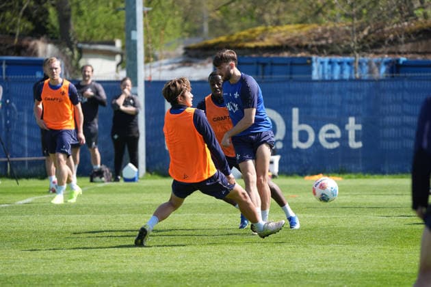 Yosuke Furukawa SV Darmstadt 98 vs Killian Corredor SV Darmstadt 98 15 04 2026 2 Bundesliga, Season 25 26 SV Darmstadt 98 Training, Stadion am Boellenfalltor, emonline, emspor,