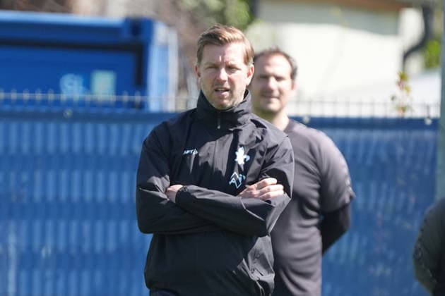 Coach Florian Kohfeldt SV Darmstadt 98 15 04 2026 2 Bundesliga, Season 25 26 SV Darmstadt 98 Training, Stadion am Boellenfalltor, emonline, emspor,