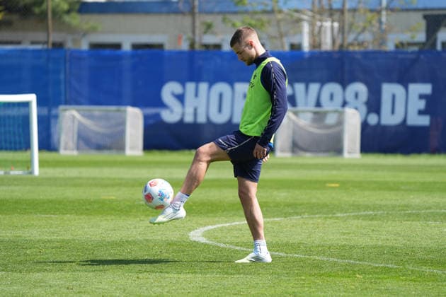 Fabian Nürnberger SV Darmstadt 98 15 04 2026 2 Bundesliga, Season 25 26 SV Darmstadt 98 Training, Stadion am Boellenfalltor, emonline, emspor,