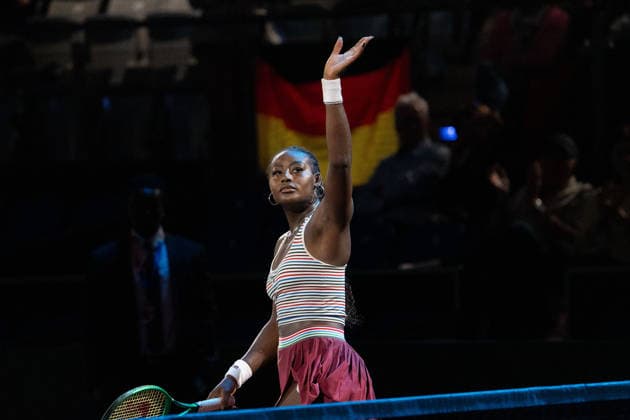 Alycia Parks USA , Cheers, Joy, Emotion, GER, Alycia Parks vs Noma Noha Akugue, Tennis, ATP Tournament, WTA 500, Porsche Tennis Grand Prix, 15 04 2026, GER, Alycia Parks vs Noma Noha Akugue, Tennis, ATP Tournament, WTA 500, Porsche Tennis Grand Prix, 15 04 2026, Stuttgart Copyright: xEibner-Pressefoto EdwardxCheungx EP_ECG