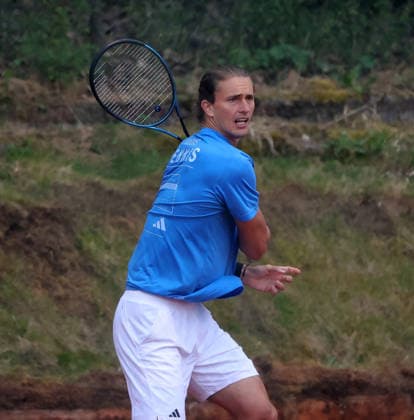 15 04 2026, BMW Open 2026 MTTC Iphitos Munich, Tennis , Sport, in the picture Alexander Zverev trains