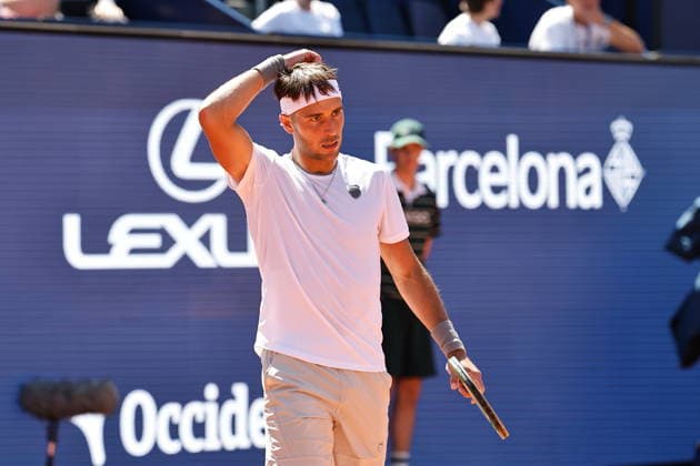 Tomas Martin Etcheverry (ARG), APRIL 15, 2026 - Tennis : Etcheverry during singles 2nd round match against Nuno Borges on the Barcelona Open Banc Sabadell tennis tournament at the Real Club de Tenis de Barcelona in Barcelona, Spain. Noxthirdxpartyxsales  aflo_327026287
