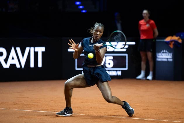 Noma Noha Akugue Germany in the picture on the ball, Alycia Parks USA vs Noma Noha Akugue Germany , 1 round, GER, Porsche Tennis Grand Prix Stuttgart, WTA 500, 15 04 2026 GER, Porsche Tennis Grand Prix Stuttgart, WTA 500, 15 04 2026 Stuttgart Copyright: xEibner-Pressefoto Memmlerx EP_MMR