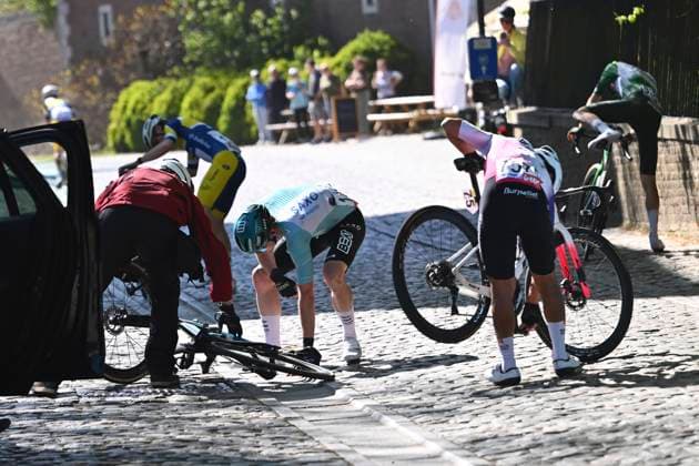 Ronde van Limburg 2026 Cycling Race TONGEREN, BELGIUM - APRIL 15 : crash of Koyama Tomoya (JPN) of Burgos Burpellet BH during the 73rd edition of Ronde van Limburg an UCI Class 1.1 one day cycling road race for Men Elite of 178 km with start in Hasselt and finish in Tongeren on April 15, 2026 in Tongeren, Belgium, 15 04 2026 ( Motordriver Guy De Vuyst - Tongeren Belgium  Copyright: xVincentxKalutx