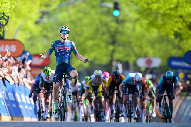 Belgian Tim Merlier of Soudal Quick-Step celebrates as he crosses the finish line to win the Ronde Van Limburg one day cycling race, from Hasselt to Tongeren-Borgloon (178,4 km) on Wednesday 15 April 2026. DAVIDxPINTENS  x170897481x