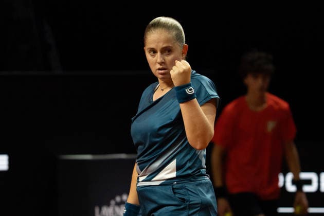 Jelena Ostapenko LAT , Cheers, Joy, Emotion, Gesture, GER, Jelena Ostapenko vs Mirra Andreeva, Tennis, ATP Tournament, WTA 500, Porsche Tennis Grand Prix, 15 04 2026, GER, Jelena Ostapenko vs Mirra Andreeva, Tennis, ATP Tournament, WTA 500, Porsche Tennis Grand Prix, 15 04 2026, Stuttgart Copyright: xEibner-Pressefoto EdwardxCheungx EP_ECG