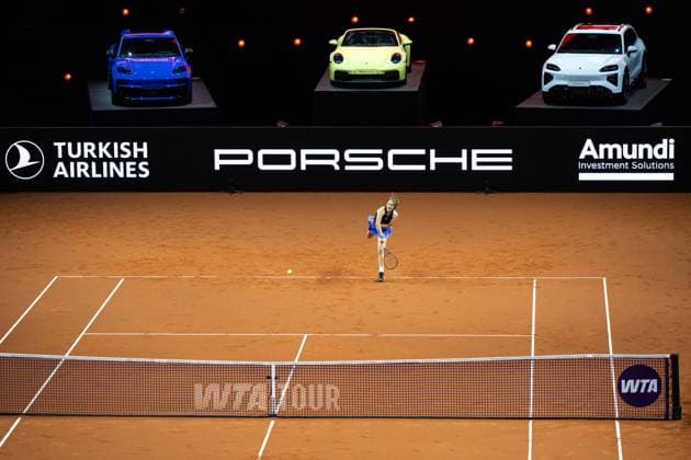 Mirra Andreeva Russia in the picture, Jelena Ostapenko Latvia vs Mirra Andreeva Russia , 1 round, GER, Porsche Tennis Grand Prix Stuttgart, WTA 500, 15 04 2026 GER, Porsche Tennis Grand Prix Stuttgart, WTA 500, 15 04 2026 Stuttgart Copyright: xEibner-Pressefoto Memmlerx EP_MMR