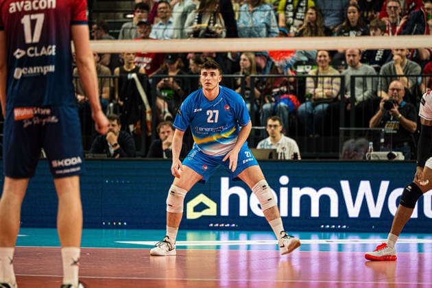 Volleyball I Men I Season 2025 2026 I CEV Cup I SVG Lüneburg Gas Sales Bluenergy Piacenza I 15 04 2026 Luca Loreti 27, Gas Sales Bluenergy Piacenza is on the receiving end Copyright: xLobeca Bjorn-OlexKehmx