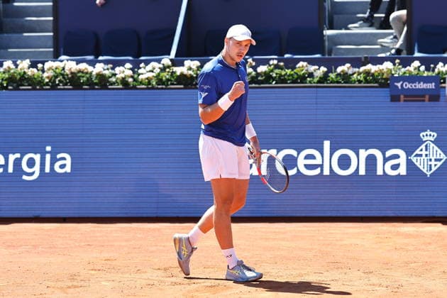 Hamad Medjedovic (SRB), APRIL 15, 2026 - Tennis : Medjedovic celebrate after a point during singles 2nd round match against Alex De Minaur on the Barcelona Open Banc Sabadell tennis tournament at the Real Club de Tenis de Barcelona in Barcelona, Spain. Noxthirdxpartyxsales  aflo_327027627