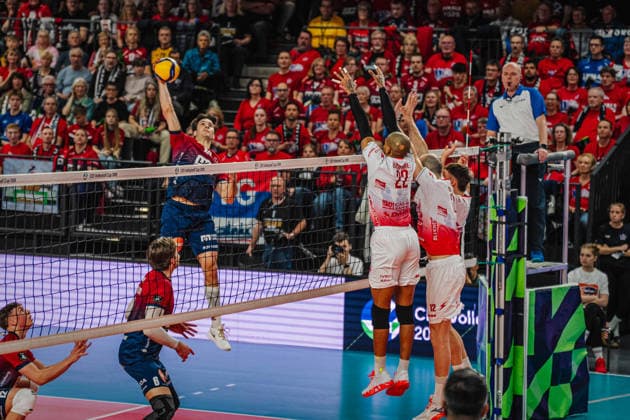 Volleyball Mens CEV Cup 2026 Final SVG Lüneburg vs Gas Sales Bluenergy 15 04 2026 Ethan Champlin 20 SVG Lüneburg against the block of Jose M Gutierrez Suarez 22 Gas Sales Bluenergy PIACENZA , Gianluca Galassi 12 Gas Sales Bluenergy PIACENZA and Ramazan Efe Mandiraci 9 Gas Sales Bluenergy PIACENZA