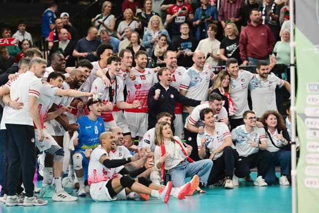 GER VB, CEV Cup, Final, SVG Lueneburg vs Gas Sales Bluenergy Volley Piacenza, 15 04 2026, GER VB, CEV Cup, Final, SVG Lueneburg vs Gas Sales Bluenergy Volley Piacenza, in the picture the team from Piacenza celebrates the victory nordphotoxGmbH xWitke nph00002