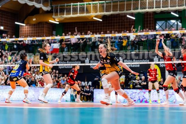 15 04 2026, GER, Volleyball, 1 Bl, Women, Season 25 26, Final PlayOff Best of 5 , VfB 91 Suhl Lotto Thueringen Dresdner SC VfB Suhl wins the home match in 3 0 sets against Dresdner SC, with in the picture Lara Nagels VfB 91 Suhl Lotto Thueringen 98527 Suhl Sporthalle Wolfsgrube Thüringen Germany