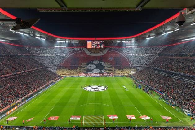 Fans FC Bayern Muenchen with Choreo, FC Bayern Muenchen vs Real Madrid, Soccer, UEFA, Champions League, Quarterfinal, Second leg, 15 04 2026 Muenchen Bayern Germany Copyright: xkolbert-press ChristianxKolbertx