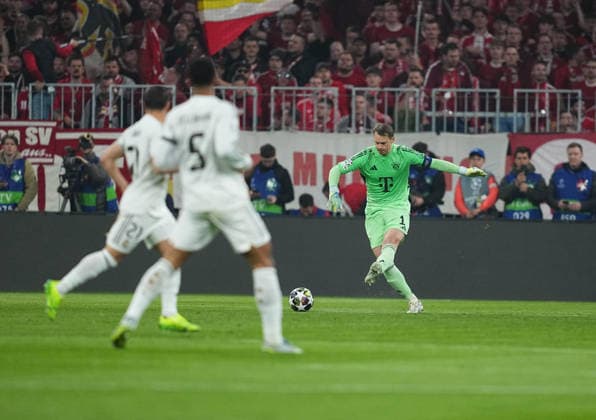 Manuel Neuer Bayern Munich looks on during Bayern Munich and Real Madrid, UEFA Champions league Quarter Final UEFA Champions League, at Allianz Arena, Munich, Germany on April 15, 2026 Thor Wegner DeFodi Images Photo by DeFodi Images