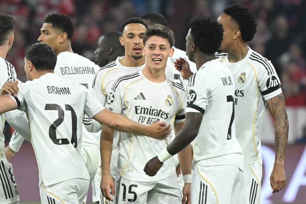 15 04 2026, xemx, Football UEFA Champions League, FC Bayern Muenchen Real Madrid v l Torjubel nach dem Tor zum celebrating the goal celebrate 0 1 durch Arda Güler Real Madrid DFL DFB REGULATIONS PROHIBIT ANY USE OF PHOTOGRAPHS as IMAGE SEQUENCES and or QUASI VIDEO Muenchen
