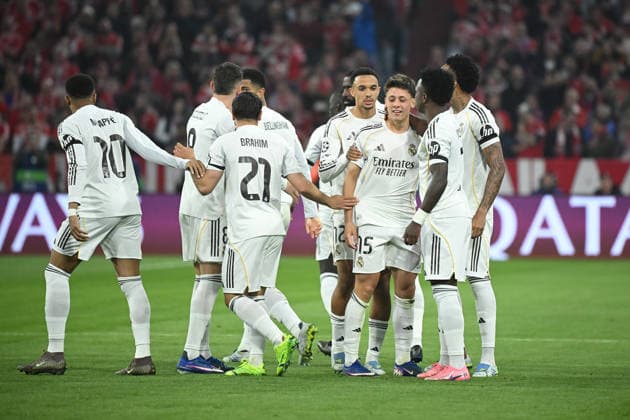 15 04 2026, xemx, Football UEFA Champions League, FC Bayern Muenchen Real Madrid v l Torjubel nach dem Tor zum celebrating the goal celebrate 0 1 durch Arda Güler Real Madrid DFL DFB REGULATIONS PROHIBIT ANY USE OF PHOTOGRAPHS as IMAGE SEQUENCES and or QUASI VIDEO Muenchen